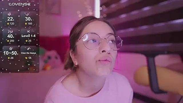 Milly_kenner webcams show profile image 