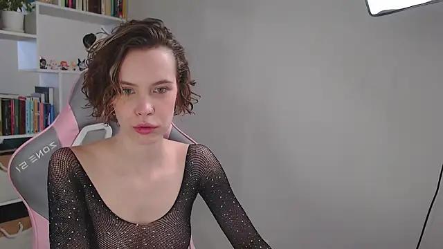 milly_ross from StripChat