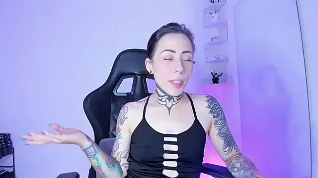millyInk from StripChat is Freechat