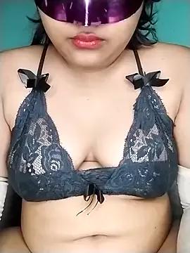 mimi87hoty from StripChat