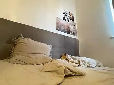 Mimi_bunniix webcams show profile image 