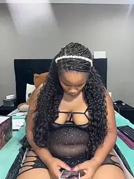 MimiCurves from StripChat