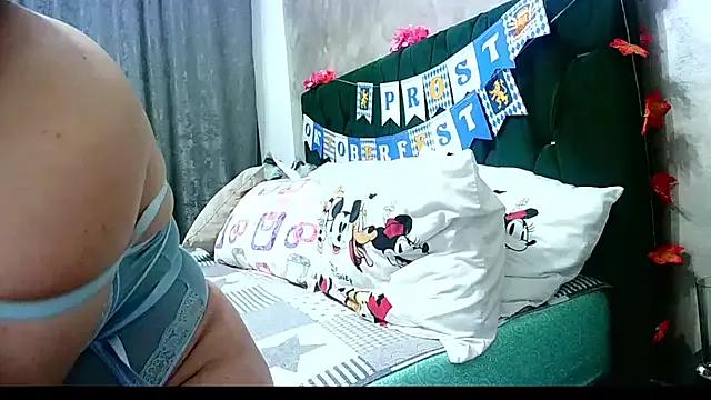 Mimii7 from StripChat