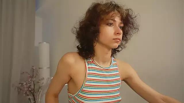 Explore our live girls sluts from our Custom and Multi clubs and checkout exclusive access to highly interactive content, such as shape, hair, titties, pussy type and many more.