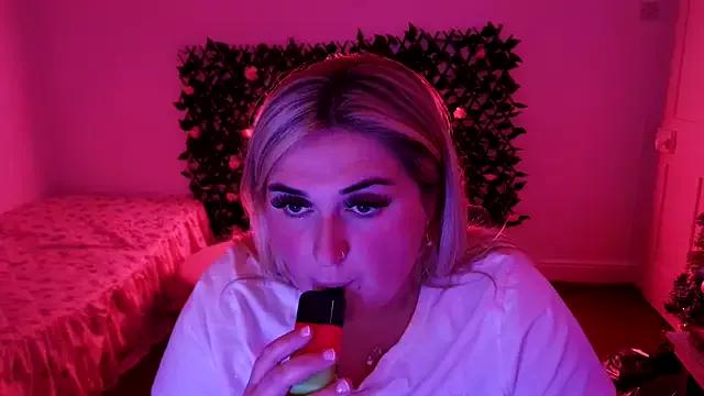 mimiprincessxoox from StripChat