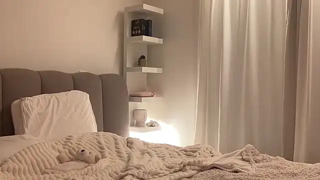 Mina_sauvage webcams show profile image 