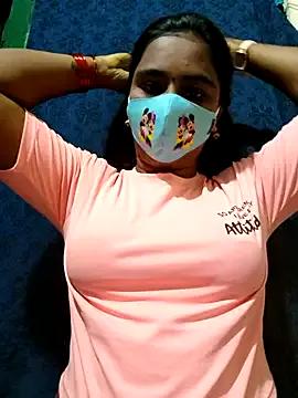 mini-queen from StripChat is Freechat