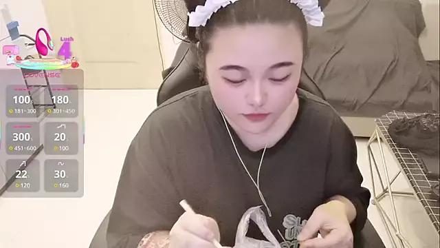 Mini1314 from StripChat