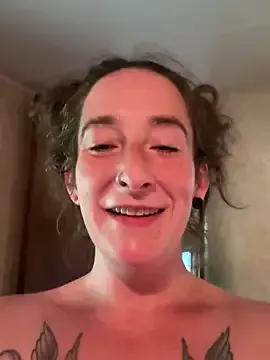 Photos of Mini_And_The_Bear from StripChat is Freechat