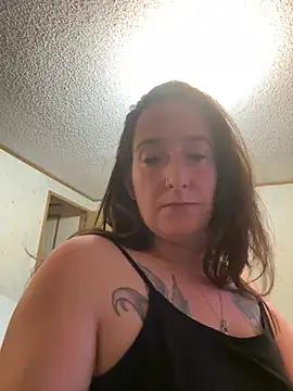 Mini_And_The_Bear from StripChat