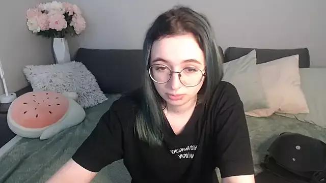Mini_Diva from StripChat