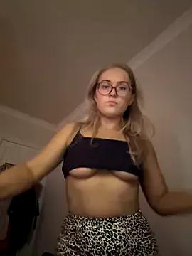 minidollxxx from StripChat