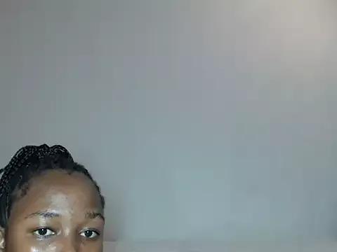 Minnie6879 from StripChat