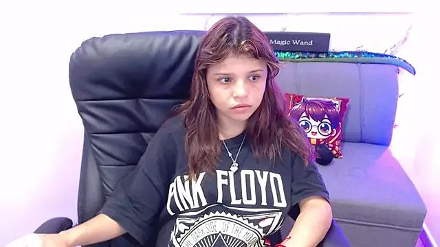 minnie_cake from StripChat