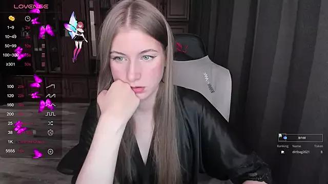 Minnie_Olson from StripChat