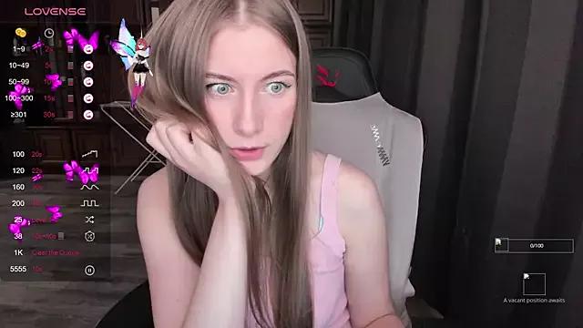 Minnie_Olson from StripChat