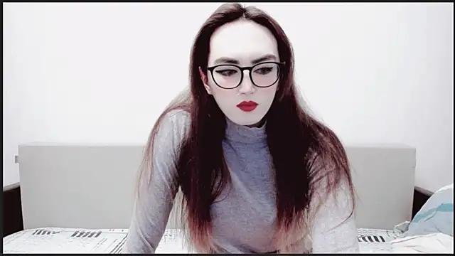 MinniMaksy from StripChat
