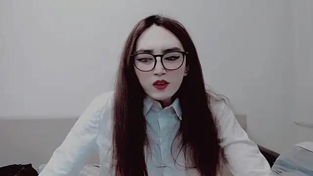 MinniMaksy from StripChat