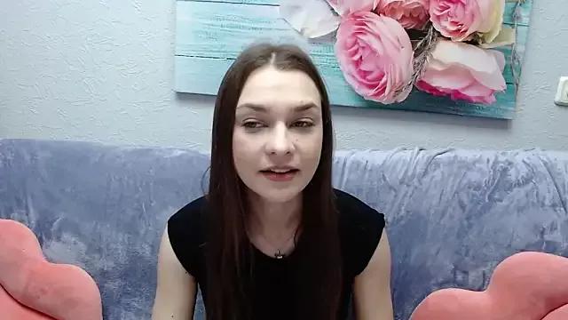 Explore our live girls sluts from our Custom and Multi clubs and checkout exclusive access to highly interactive content, such as shape, hair, titties, pussy type and many more.