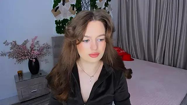 MiracleCurly from StripChat is Freechat