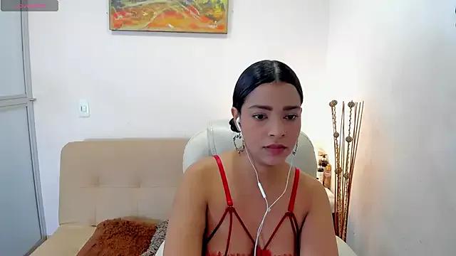 Explore our live girls sluts from our Custom and Multi clubs and checkout exclusive access to highly interactive content, such as shape, hair, titties, pussy type and many more.