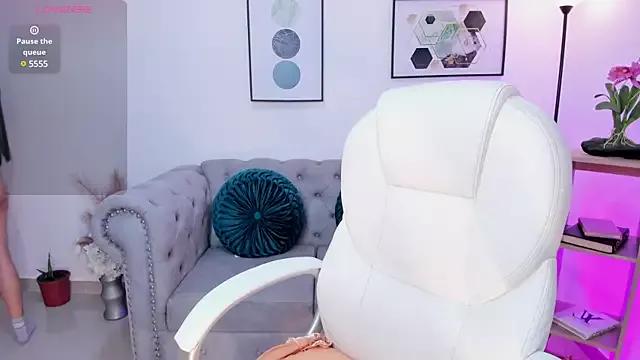 Mirandaa_ker webcams show profile image 