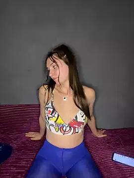 Explore our live girls sluts from our Custom and Multi clubs and checkout exclusive access to highly interactive content, such as shape, hair, titties, pussy type and many more.