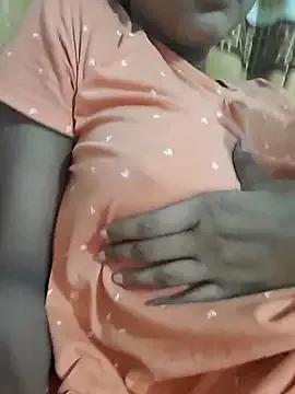 miss-amelia9 from StripChat