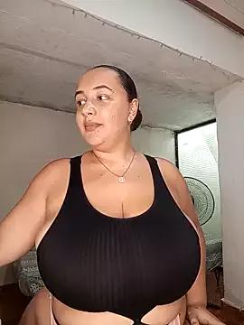 Explore our live girls sluts from our Custom and Multi clubs and checkout exclusive access to highly interactive content, such as shape, hair, titties, pussy type and many more.