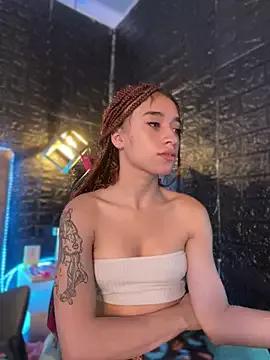 Explore our live girls sluts from our Custom and Multi clubs and checkout exclusive access to highly interactive content, such as shape, hair, titties, pussy type and many more.