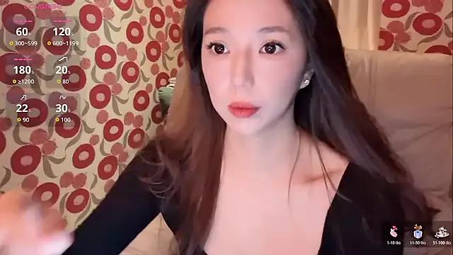 miss-lin from StripChat