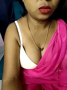 Miss-oly from StripChat