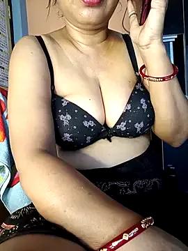 Miss-Sajani from StripChat