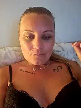 Miss-ShelbyXX from StripChat