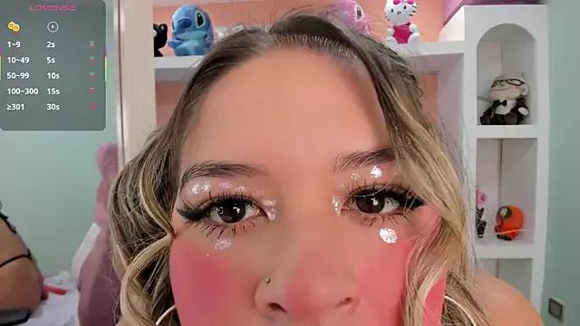miss__evolet from StripChat