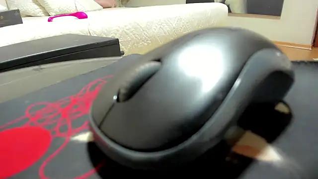 miss_annjulia from StripChat