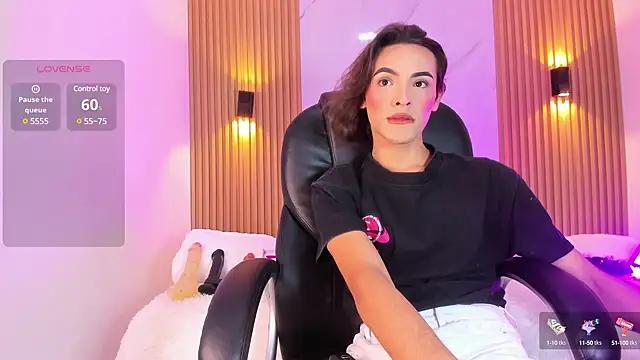 miss_Ari from StripChat