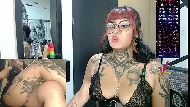 miss_cloverrr from StripChat