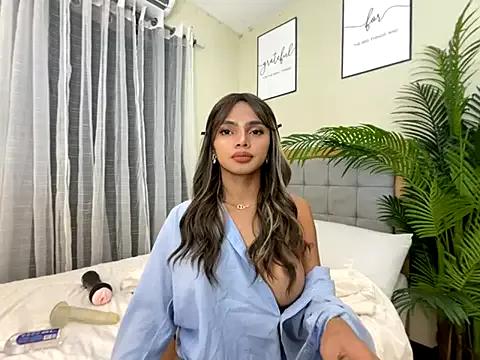 miss_glenda from StripChat is Freechat