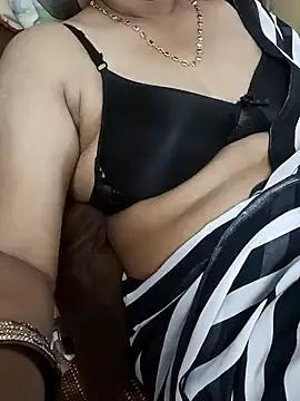 Miss_hot_2030 from StripChat