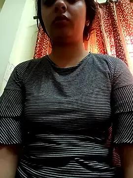 miss_kittyy from StripChat is Freechat