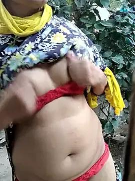Miss_lellela from StripChat is Freechat