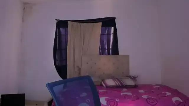 Miss_noah18 from StripChat