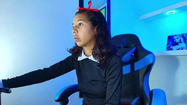 Miss_sparkle00 from StripChat