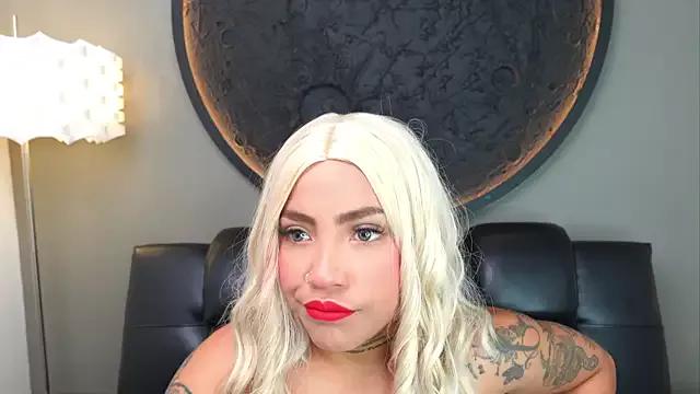 miss_vaiolette from StripChat