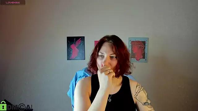 Miss_you_kiss from StripChat