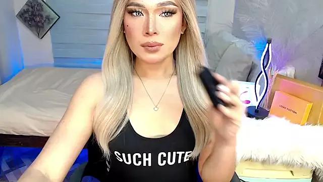 Missavacroft from StripChat