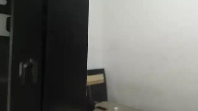 Missbella01 from StripChat is Freechat