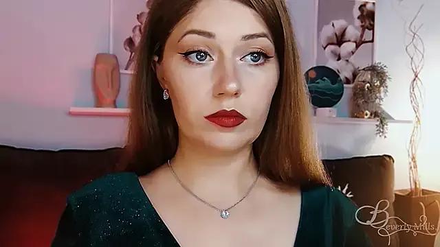 MissBeverlyMills from StripChat