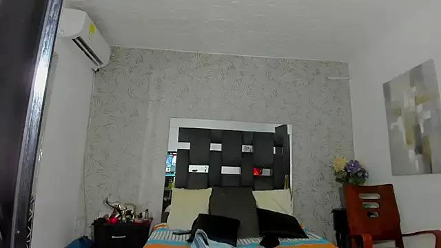 MissDiabla_ from StripChat